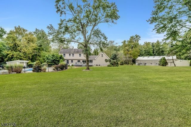 526 County Road 579, Raritan Twp., NJ 08551