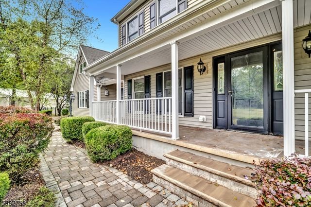 526 County Road 579, Raritan Twp., NJ 08551