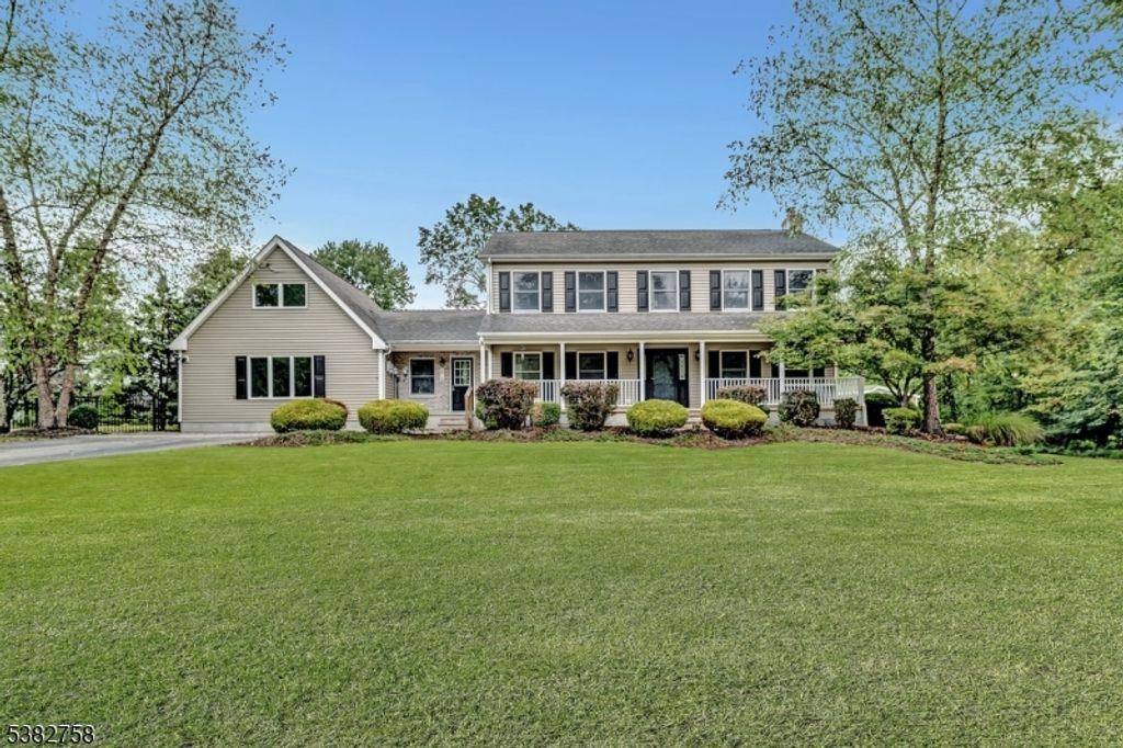 526 County Road 579, Raritan Twp., NJ 08551