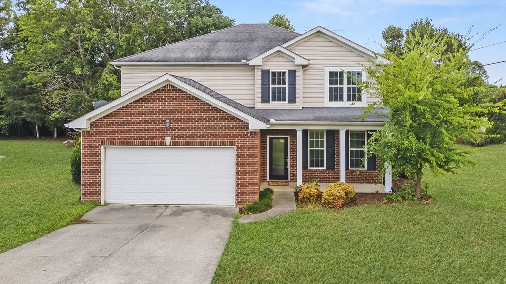 1000 Beverly Ln, Spring Hill, TN 37174