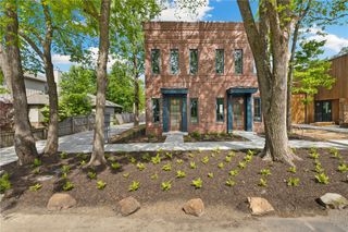 506 NW B Street, Bentonville, AR 72712
