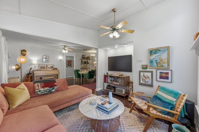 1101 Arcadia Ave, Austin, TX 78757