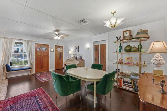 1101 Arcadia Ave, Austin, TX 78757