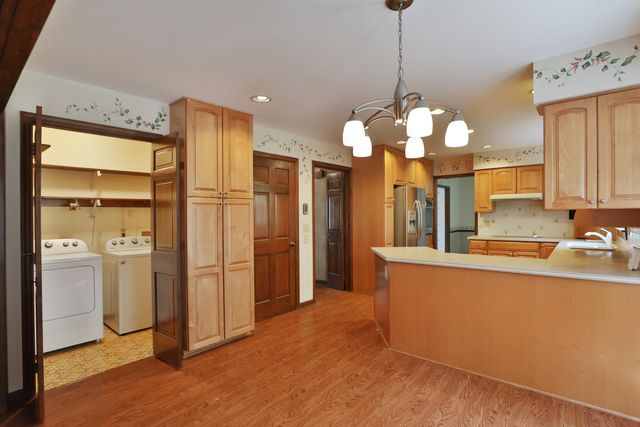 1033 Firth Avenue, Columbus, OH 43085