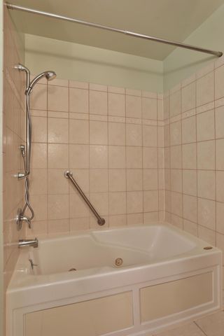 1033 Firth Avenue, Columbus, OH 43085