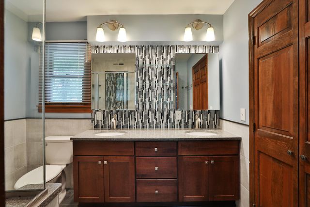 1033 Firth Avenue, Columbus, OH 43085