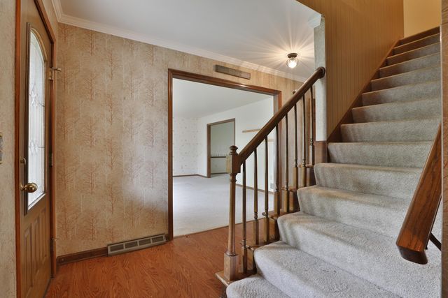 1033 Firth Avenue, Columbus, OH 43085