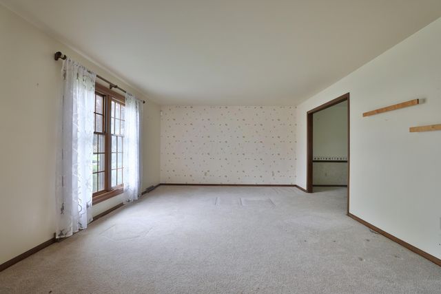 1033 Firth Avenue, Columbus, OH 43085
