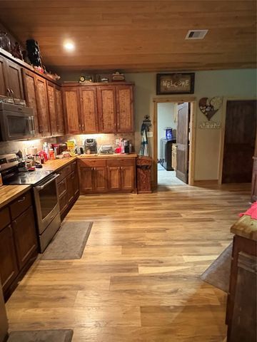 9187 Fm1486 P O Box 267 Road, Richards, TX 77873
