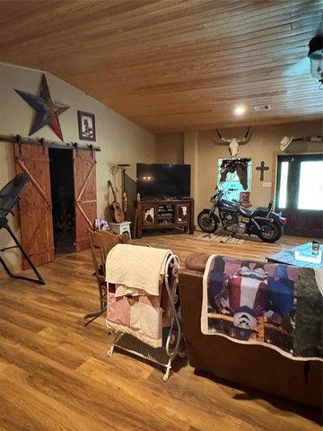 9187 Fm1486 P O Box 267 Road, Richards, TX 77873