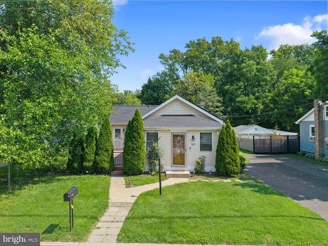 329 3RD AVE, Lindenwold, NJ 08021