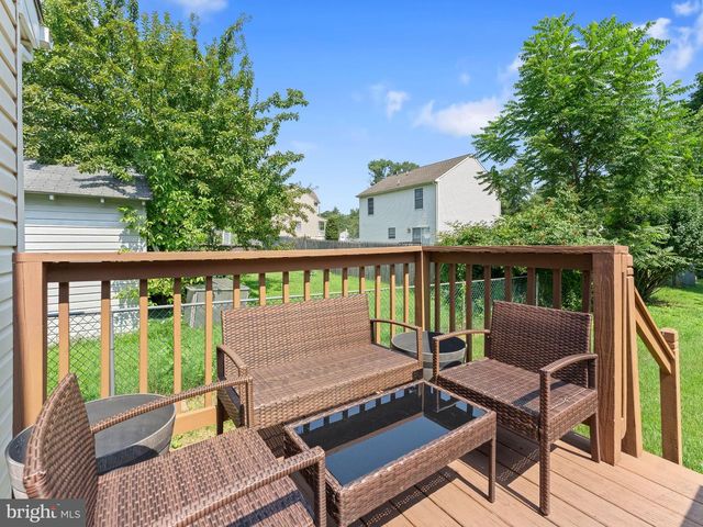 329 3RD AVE, Lindenwold, NJ 08021