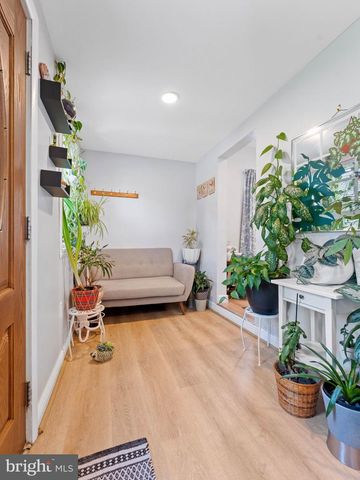 329 3RD AVE, Lindenwold, NJ 08021