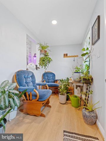 329 3RD AVE, Lindenwold, NJ 08021
