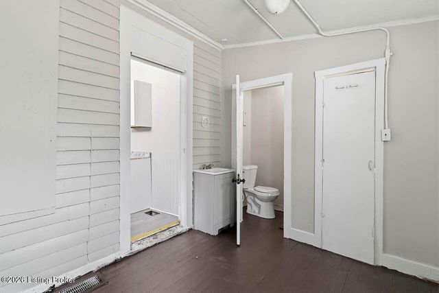 2324 Magazine St, Louisville, KY 40211