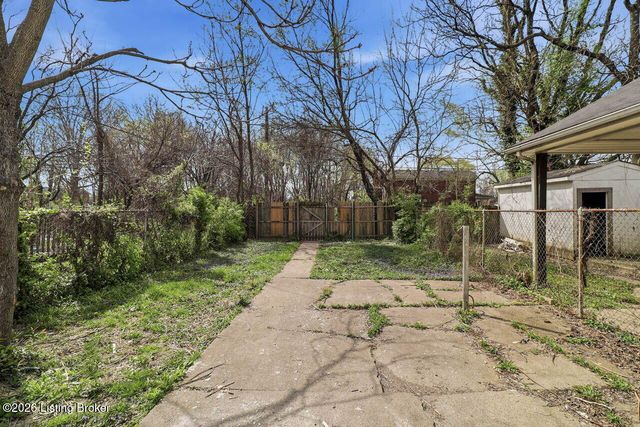 2324 Magazine St, Louisville, KY 40211