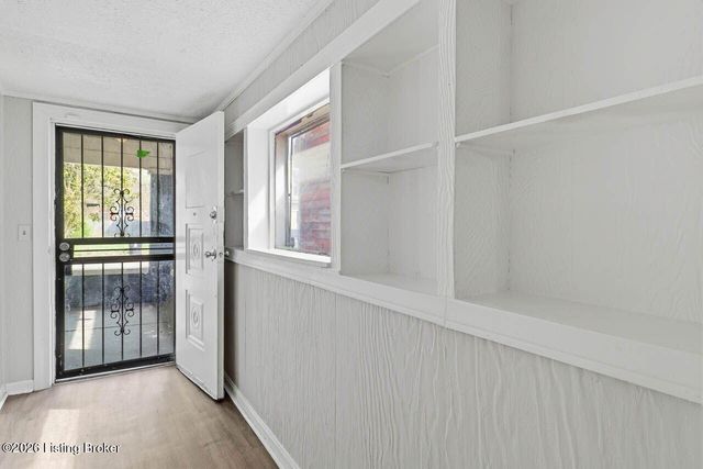 2324 Magazine St, Louisville, KY 40211