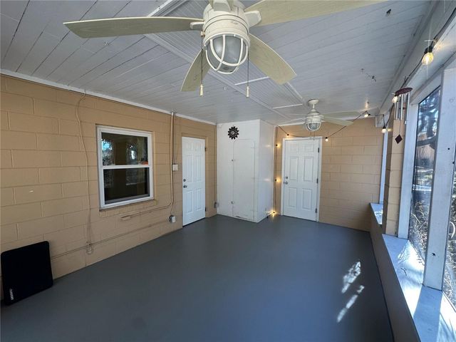 5520 OHIO AVENUE, Lady Lake, FL 32159