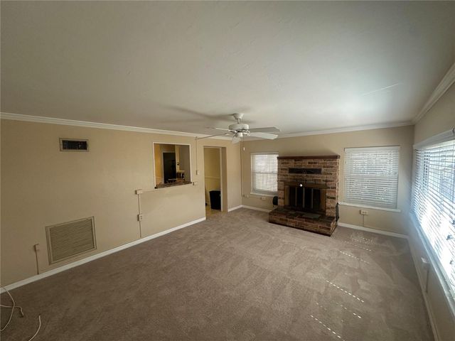 5520 OHIO AVENUE, Lady Lake, FL 32159