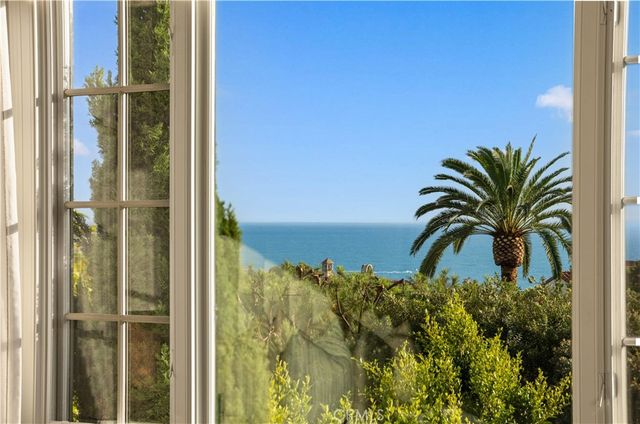 60 Sidney Bay, Newport Coast, CA 92657