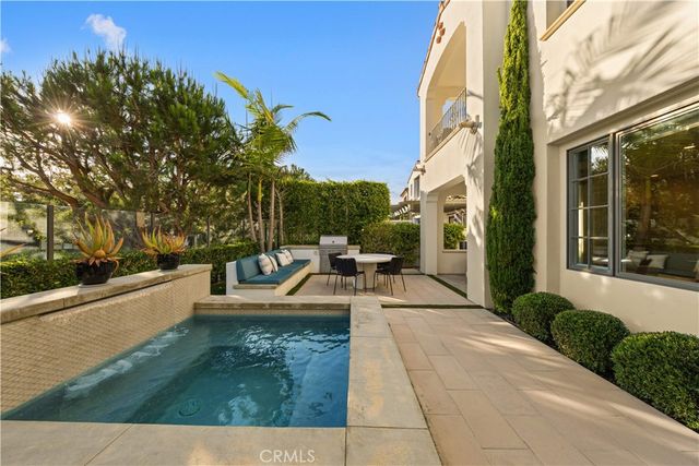 60 Sidney Bay, Newport Coast, CA 92657
