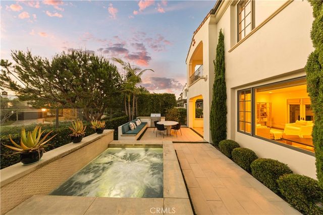 60 Sidney Bay, Newport Coast, CA 92657