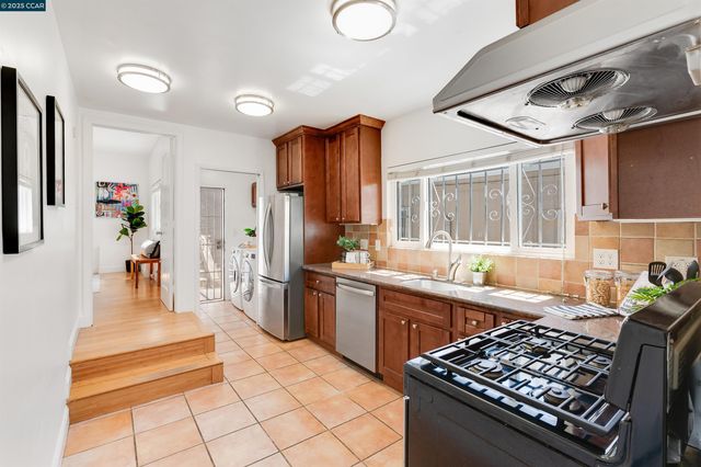 2154 35Th Ave, Oakland, CA 94601