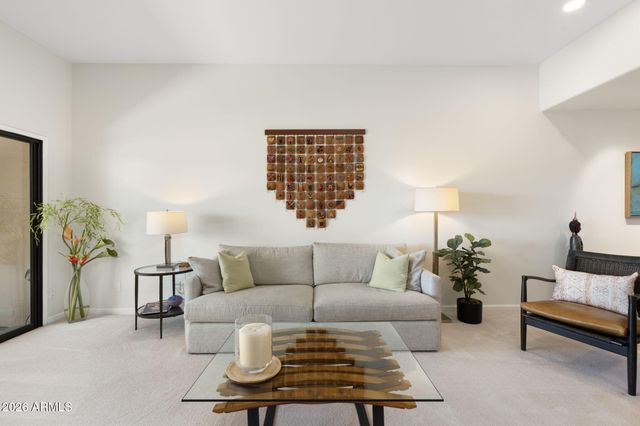 8628 E SAN RAFAEL Drive, Scottsdale, AZ 85258