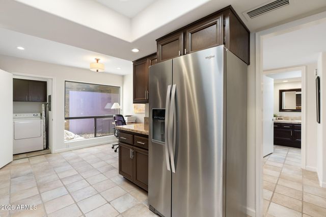 8628 E SAN RAFAEL Drive, Scottsdale, AZ 85258