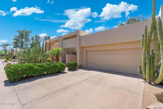 8628 E SAN RAFAEL Drive, Scottsdale, AZ 85258