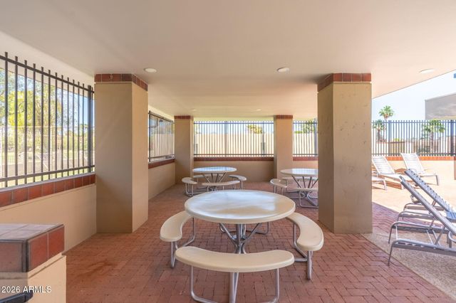 8628 E SAN RAFAEL Drive, Scottsdale, AZ 85258