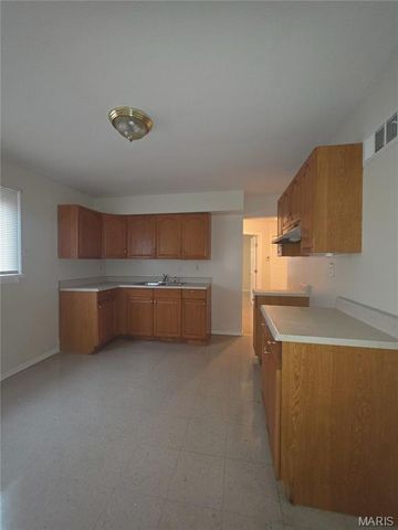 9808 Lorna Lane, Unincorporated, MO 63136