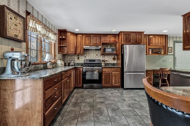 9 Split Rock Road, Dennis, MA 02638