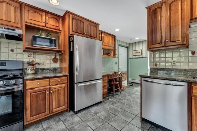 9 Split Rock Road, Dennis, MA 02638