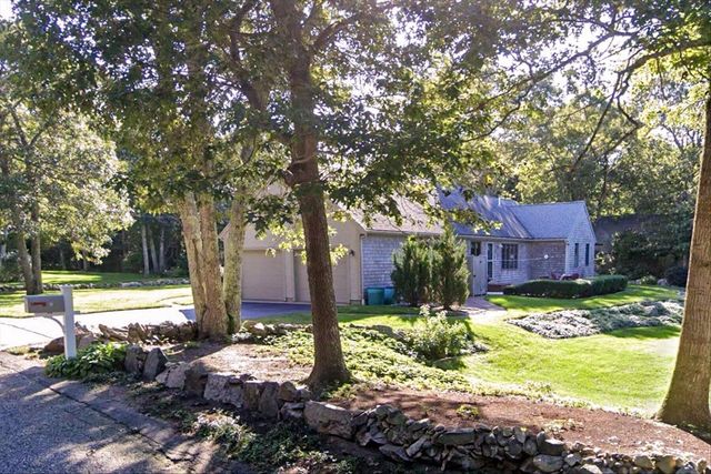 9 Split Rock Road, Dennis, MA 02638