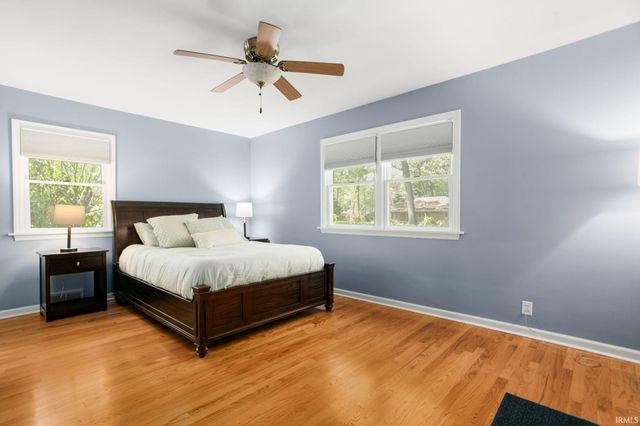 53146 Oakmont Central Drive, South Bend, IN 46637