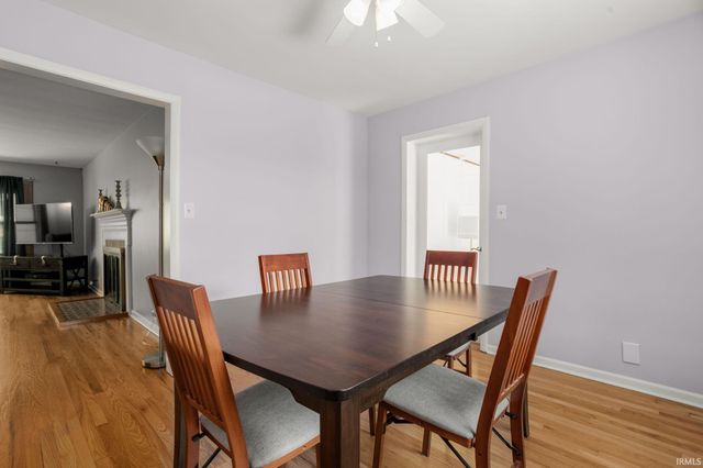 53146 Oakmont Central Drive, South Bend, IN 46637