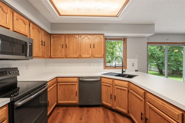 1394 NW 122nd Street, Clive, IA 50365