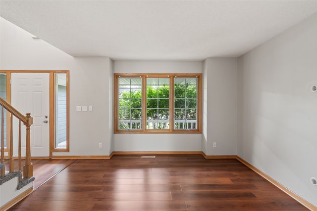 1394 NW 122nd Street, Clive, IA 50365