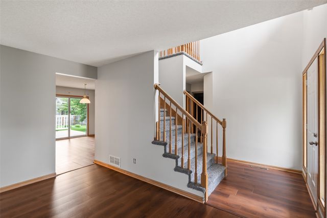 1394 NW 122nd Street, Clive, IA 50365
