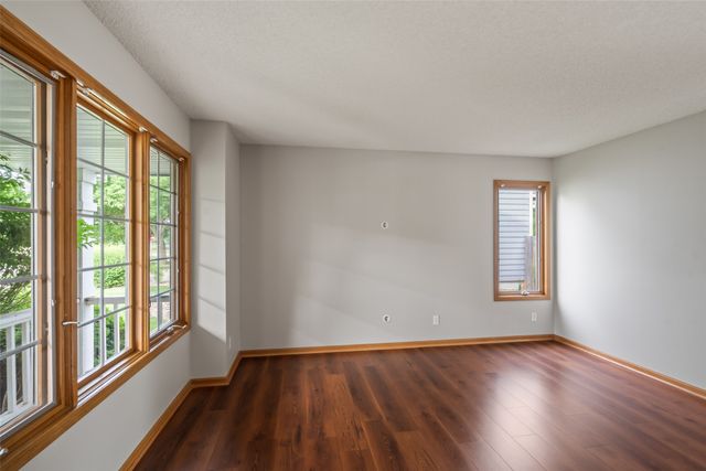 1394 NW 122nd Street, Clive, IA 50365
