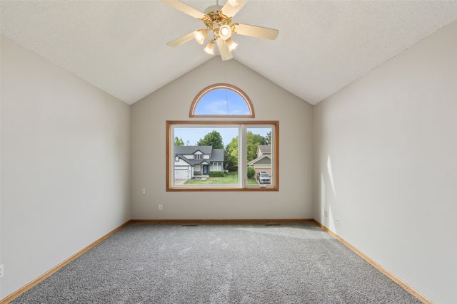 1394 NW 122nd Street, Clive, IA 50365