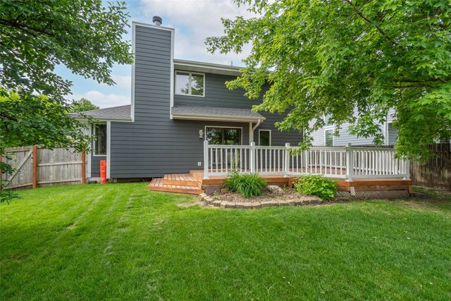 1394 NW 122nd Street, Clive, IA 50365