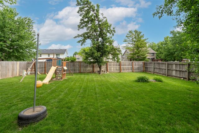 1394 NW 122nd Street, Clive, IA 50365