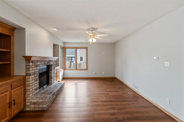 1394 NW 122nd Street, Clive, IA 50365