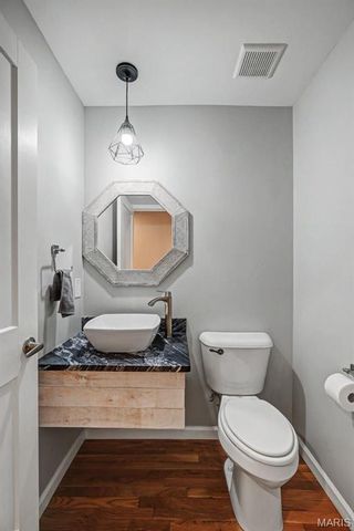 114 Trailswest Dr. Drive, Chesterfield, MO 63017