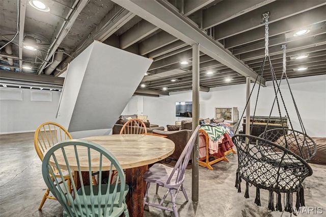 114 Trailswest Dr. Drive, Chesterfield, MO 63017