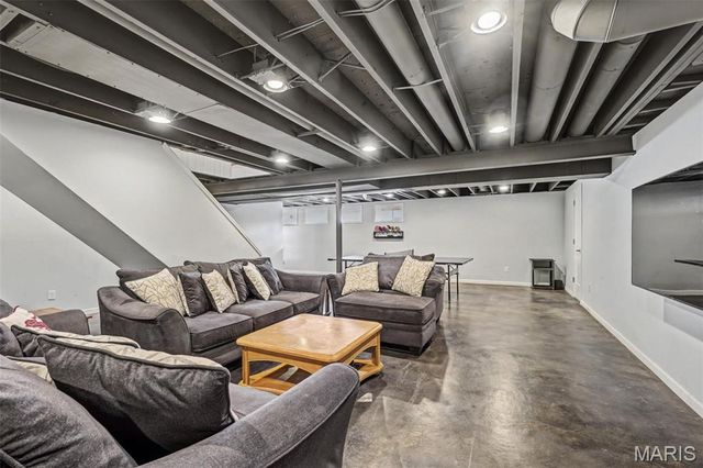 114 Trailswest Dr. Drive, Chesterfield, MO 63017