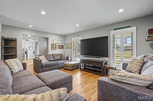 114 Trailswest Dr. Drive, Chesterfield, MO 63017