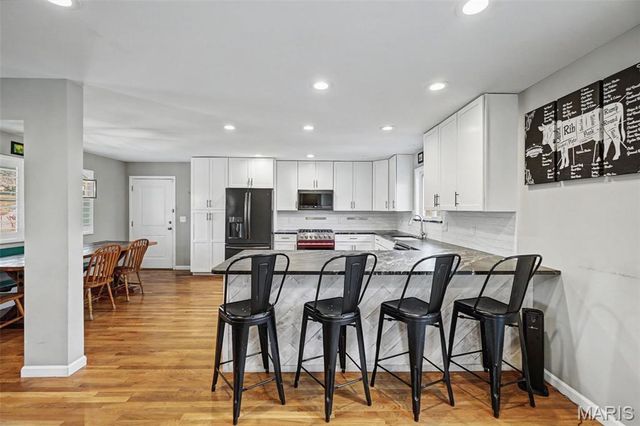 114 Trailswest Dr. Drive, Chesterfield, MO 63017